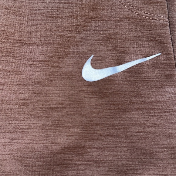 Nike Women’s Dri-Fit Mauve Leggings Size M - Picture 3 of 7